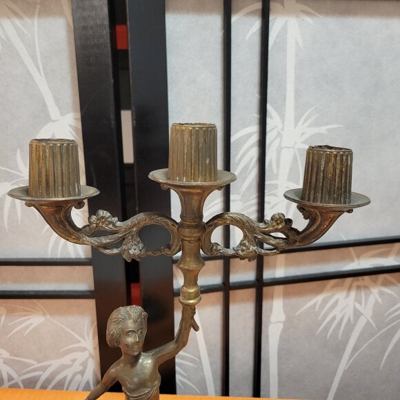 Matching Pair of Vintage Brass Cherub Candelabras - Candlestick Holders - Picture 6 of 15